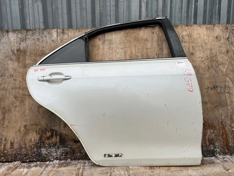 Дверь Toyota Camry 2006-2011 6700333161 40, задняя правая
