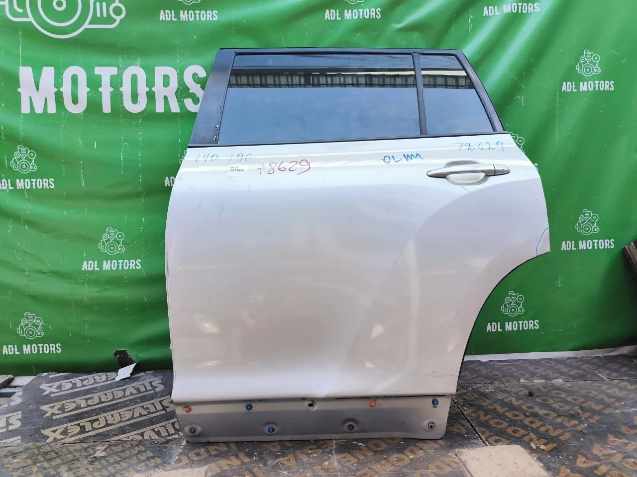 Дверь Toyota Highlander 2 2007-2013 OEM0072DZL U40, задняя левая