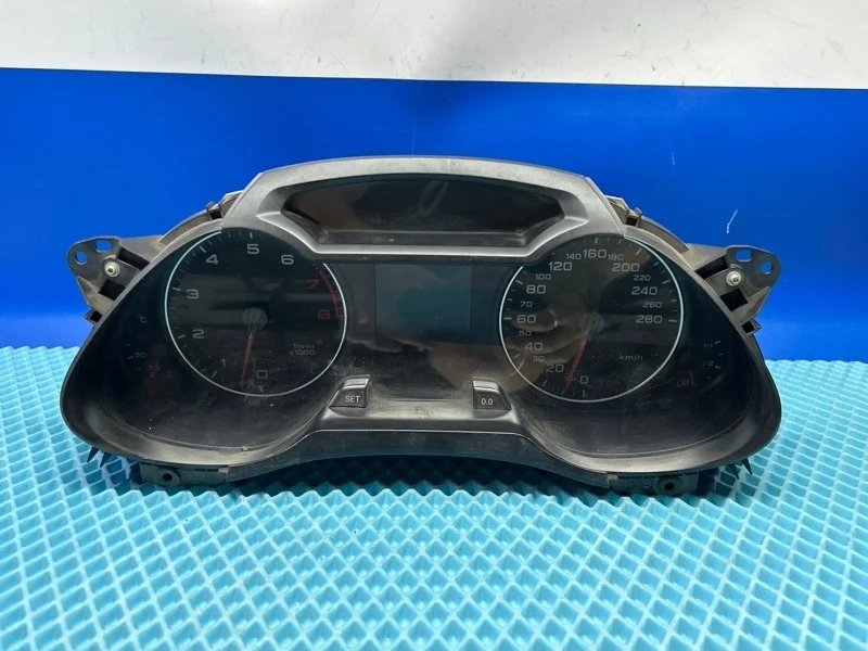 Щиток приборов Audi A4 2009 8K0920930B B8