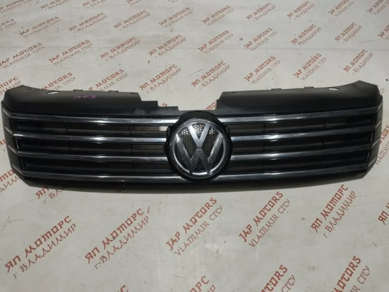 Решетка радиатора Volkswagen Passat B7 СЕДАН CAX