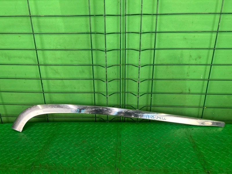 Молдинг бампера Mercedes-Benz W210