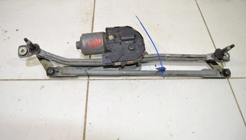 Трапеция стеклоочистителя Audi Q5 2008-2017 8R1955023D 8R