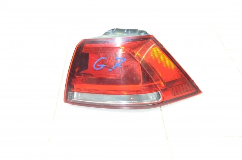 Задний фонарь VOLKSWAGEN Golf 2012-2017 5G0945096M MK7, задний правый