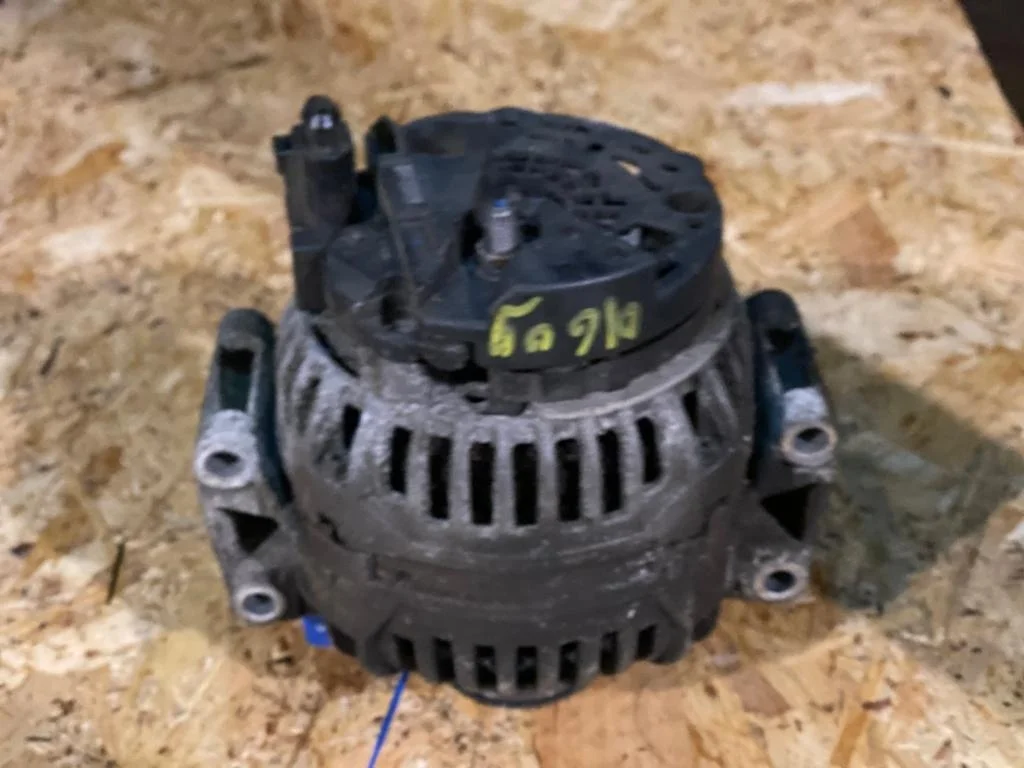 Генератор VOLKSWAGEN TIGUAN 2010 03C903023A