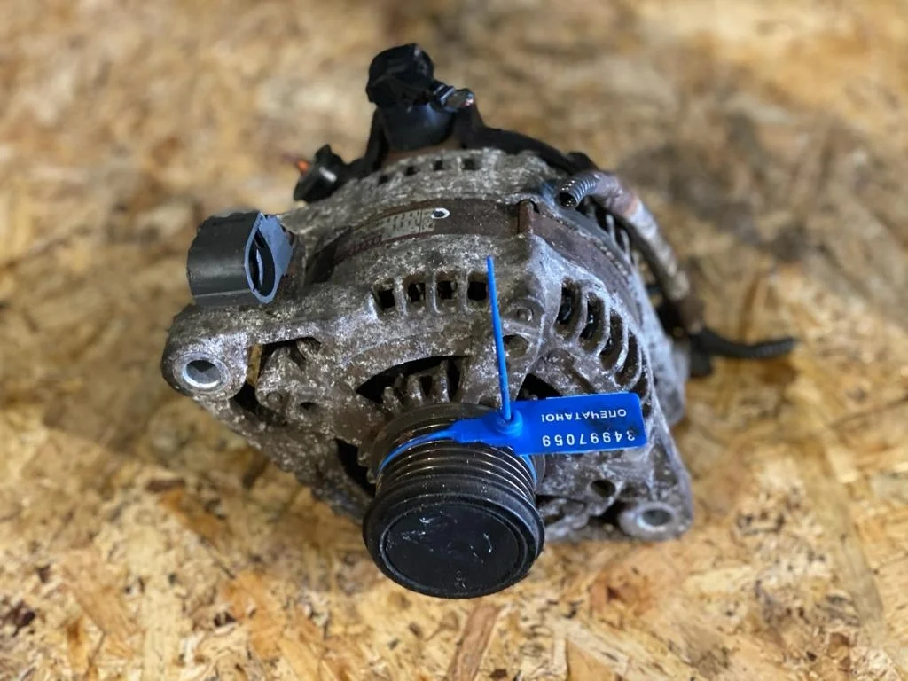 Генератор Toyota Sienna 2007 270600P240 GSL20 3.5L