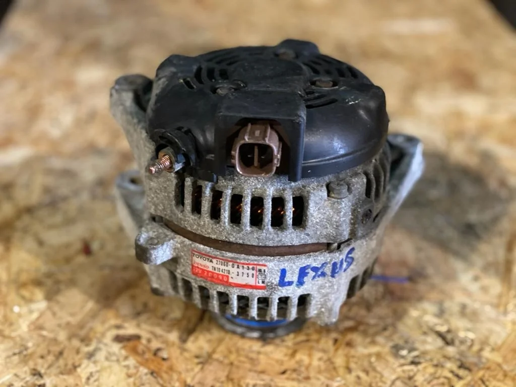 Генератор TOYOTA SIENNA 270600A130 3MZFE