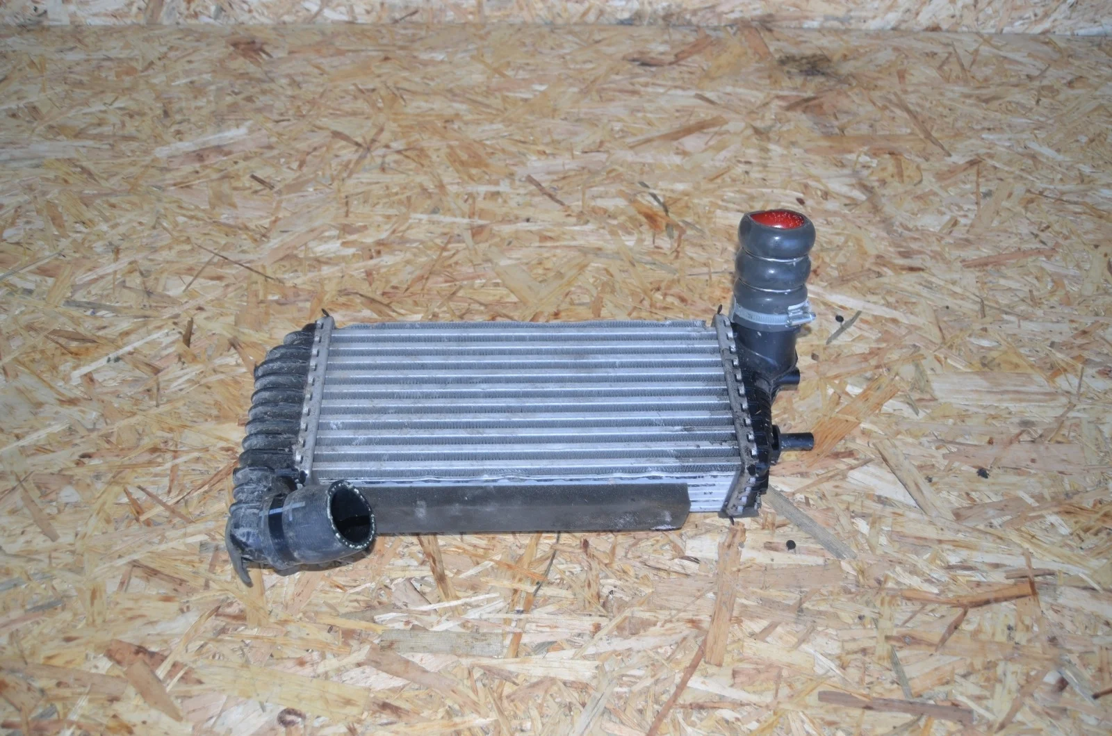 Интеркулер Ford Kuga 2012-2019 1673687