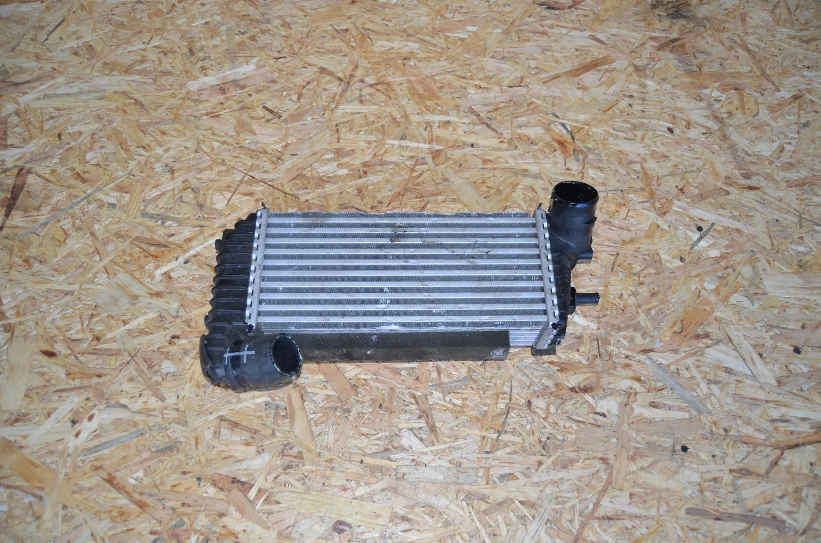 Интеркулер FORD Kuga 2012-2019 1673687