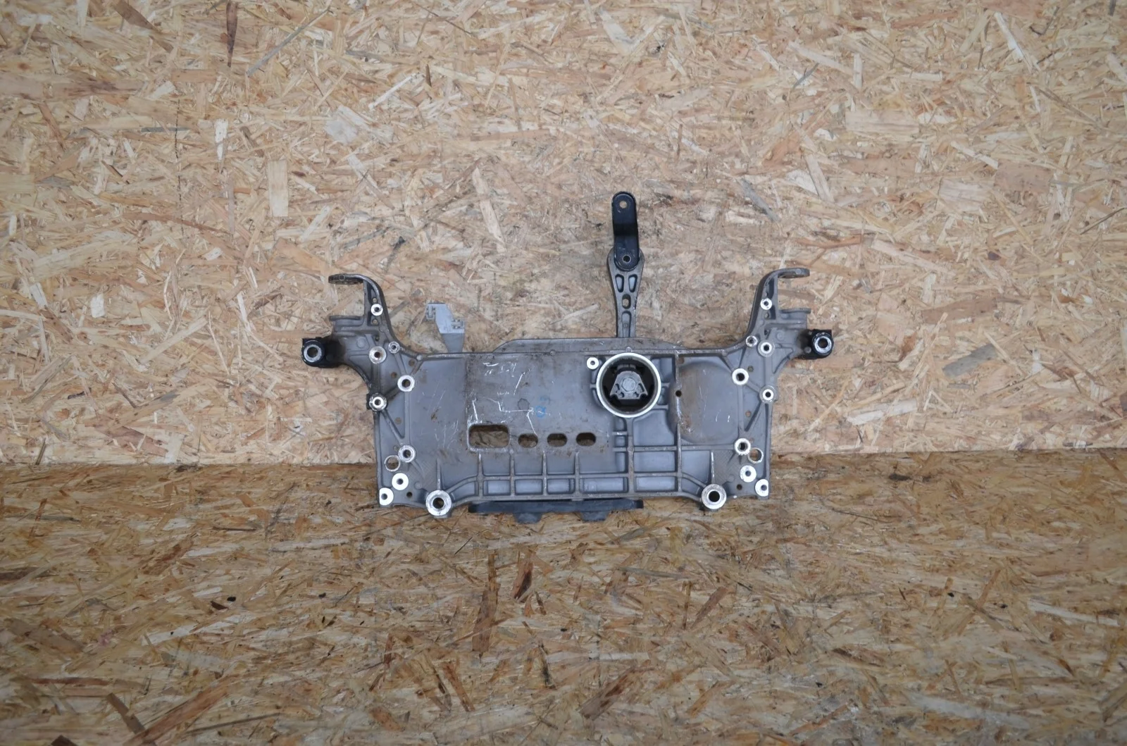 Рычаг подвески Volkswagen Passat B6 2006-2011 3С0199369Н 3C2 AXX