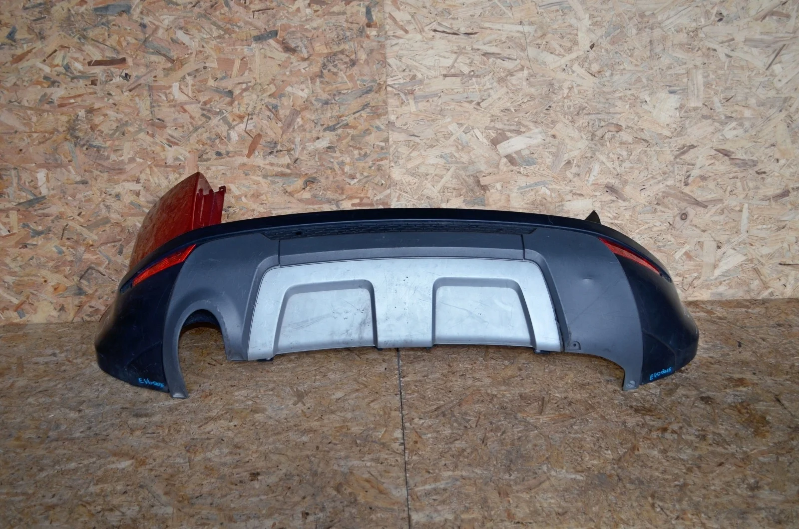 Бампер LAND ROVER RANGE ROVER EVOQUE 2011-2018 LR026337 L538, задний