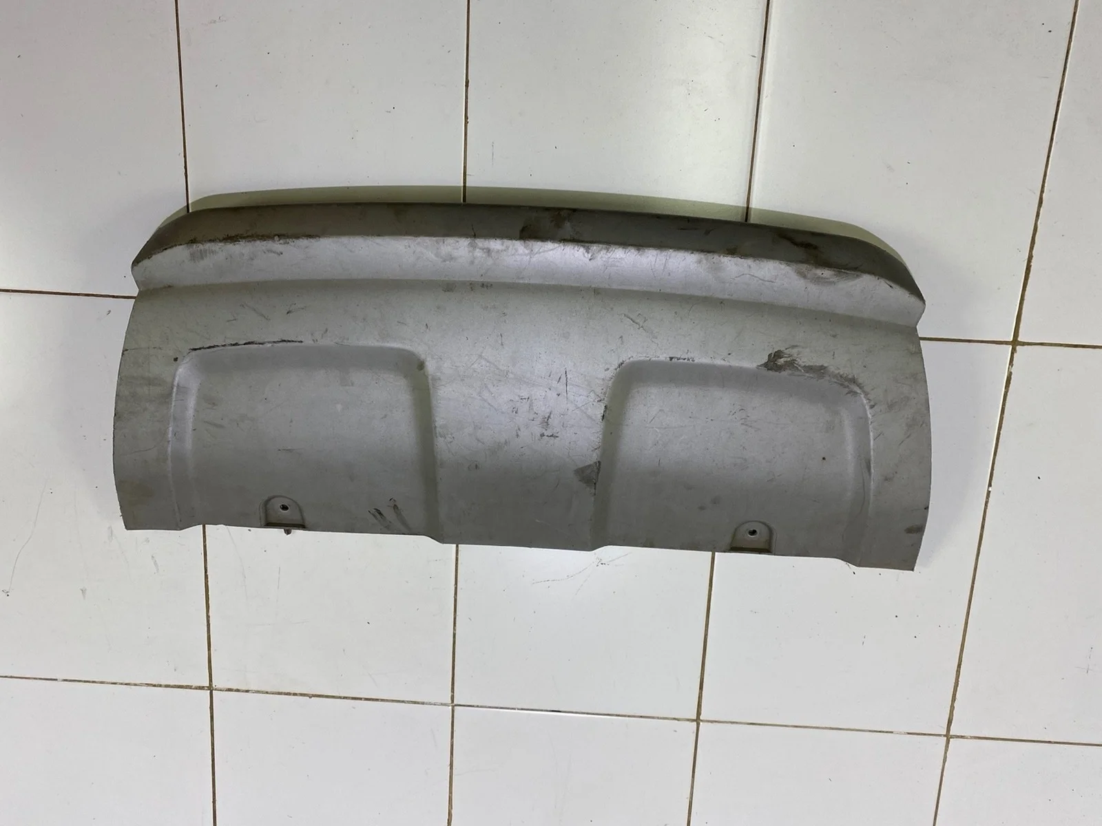 Накладка бампера LAND ROVER RANGE ROVER EVOQUE 2011-2018 BJ3217F011AD L538 2.2TD