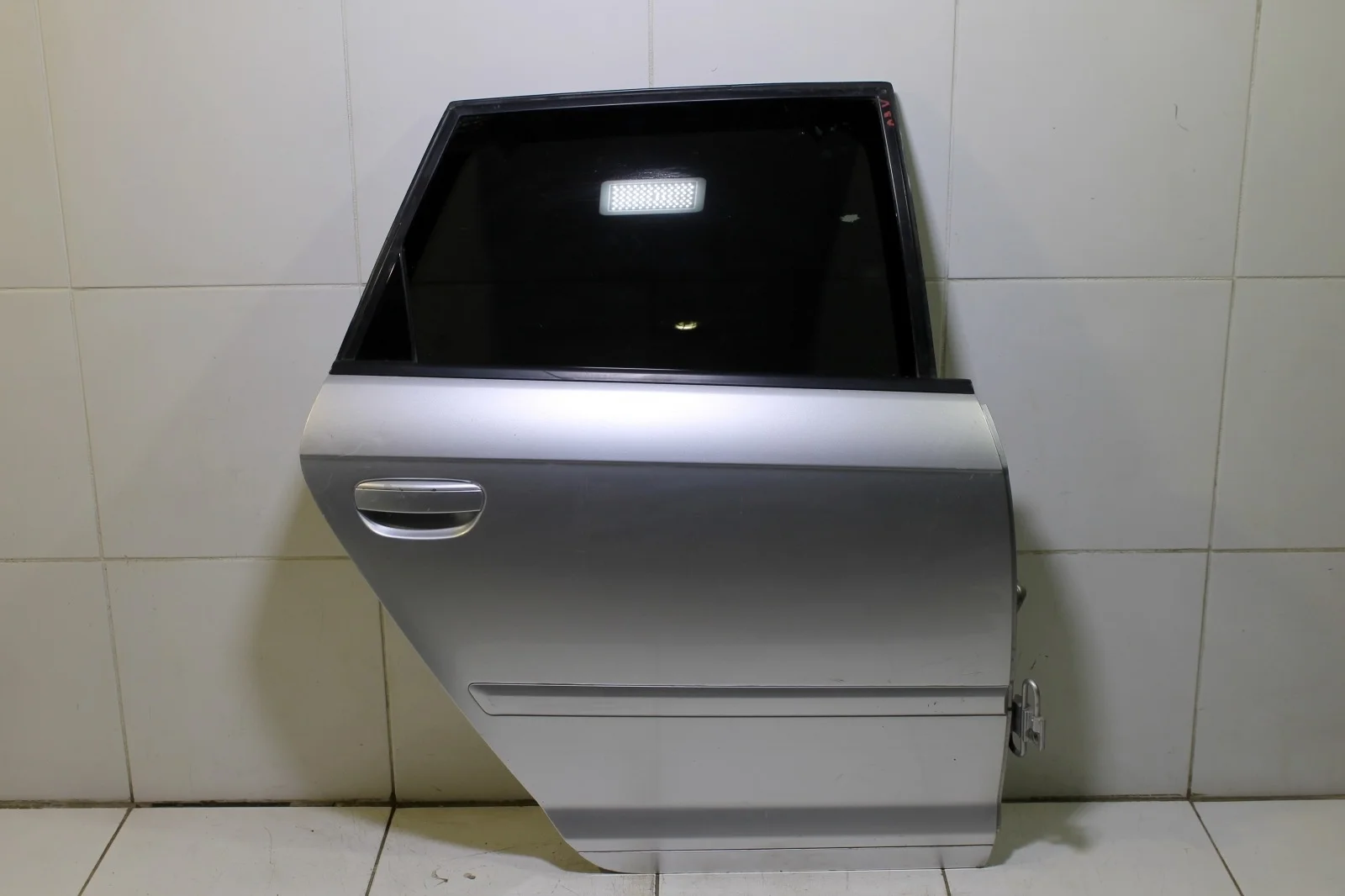 Дверь AUDI A3 2003+ 8P4833052A 8P, задняя правая