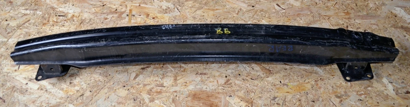 Усилитель бампера VOLKSWAGEN Passat 2005-2010 3C9807305 B6, задний