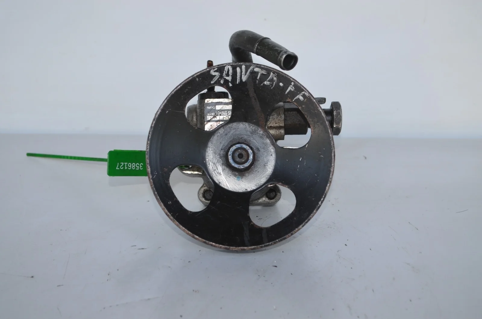 Насос ГУР HYUNDAI SANTA FE 2001-2006 5710026100 SM 2.7 G6BA