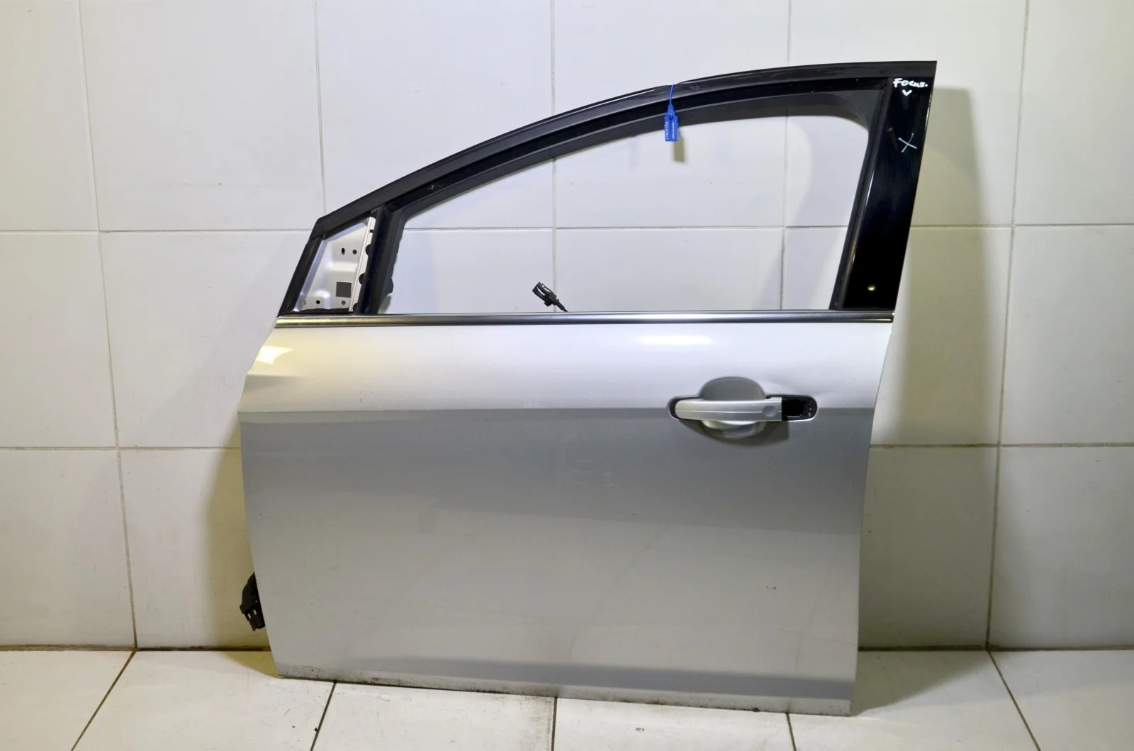 Дверь FORD FOCUS 2010+ 1810218 3, передняя левая