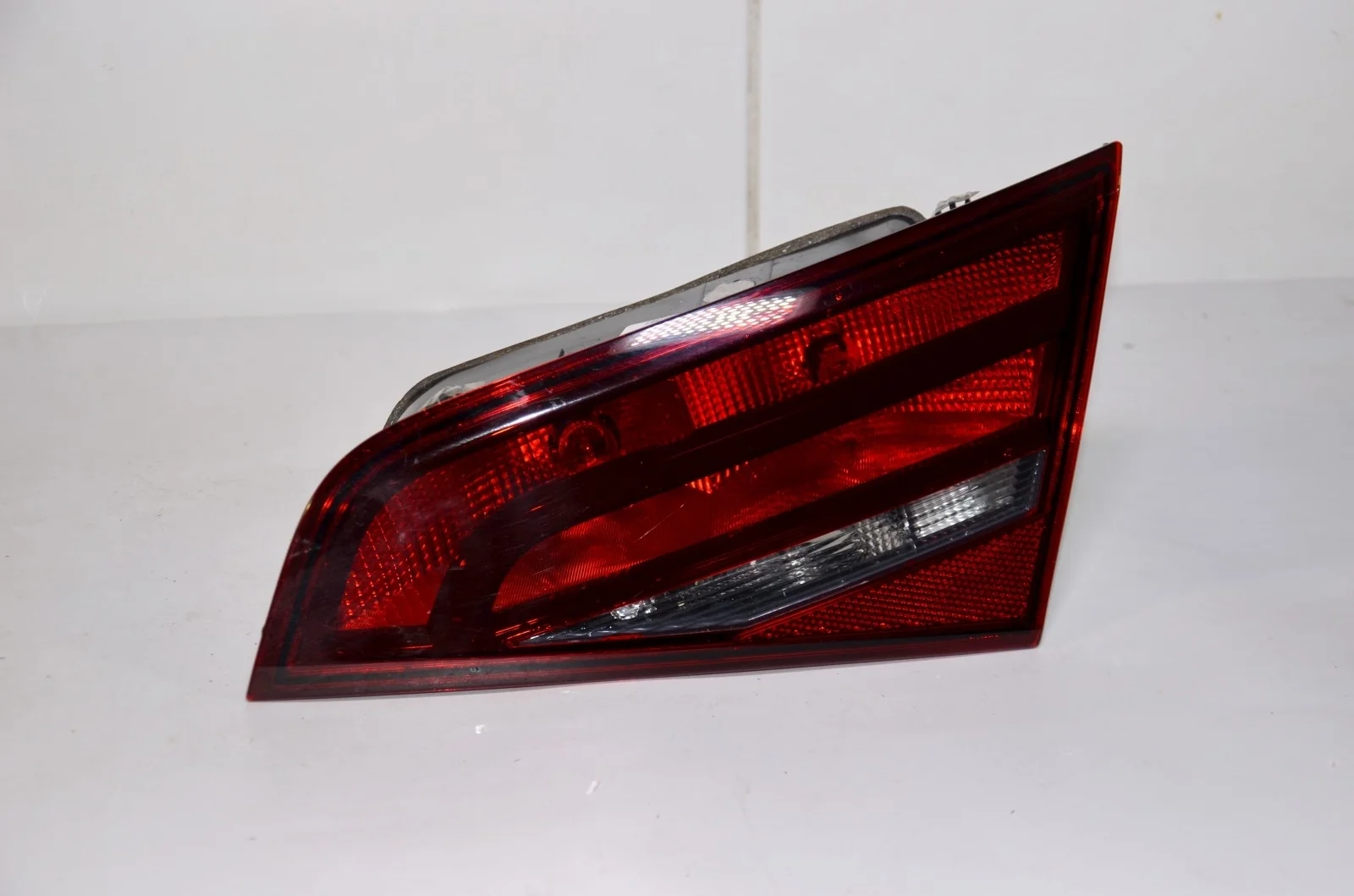 Фонарь AUDI A3 Sportback 2013+ 8V4945094 8V, правый