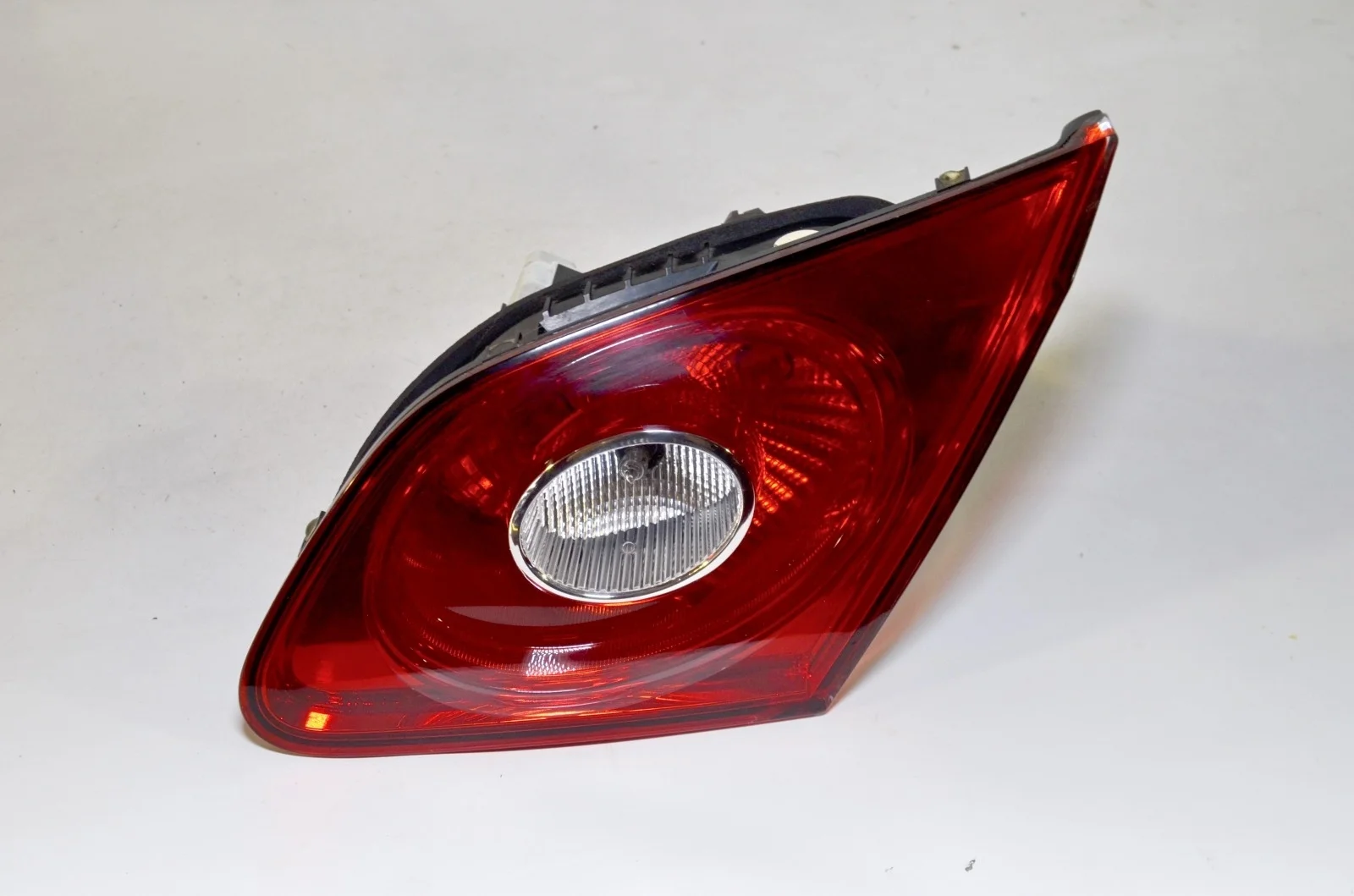 Фонарь VOLKSWAGEN PASSAT CC 2008+ 3C8945094F, правый