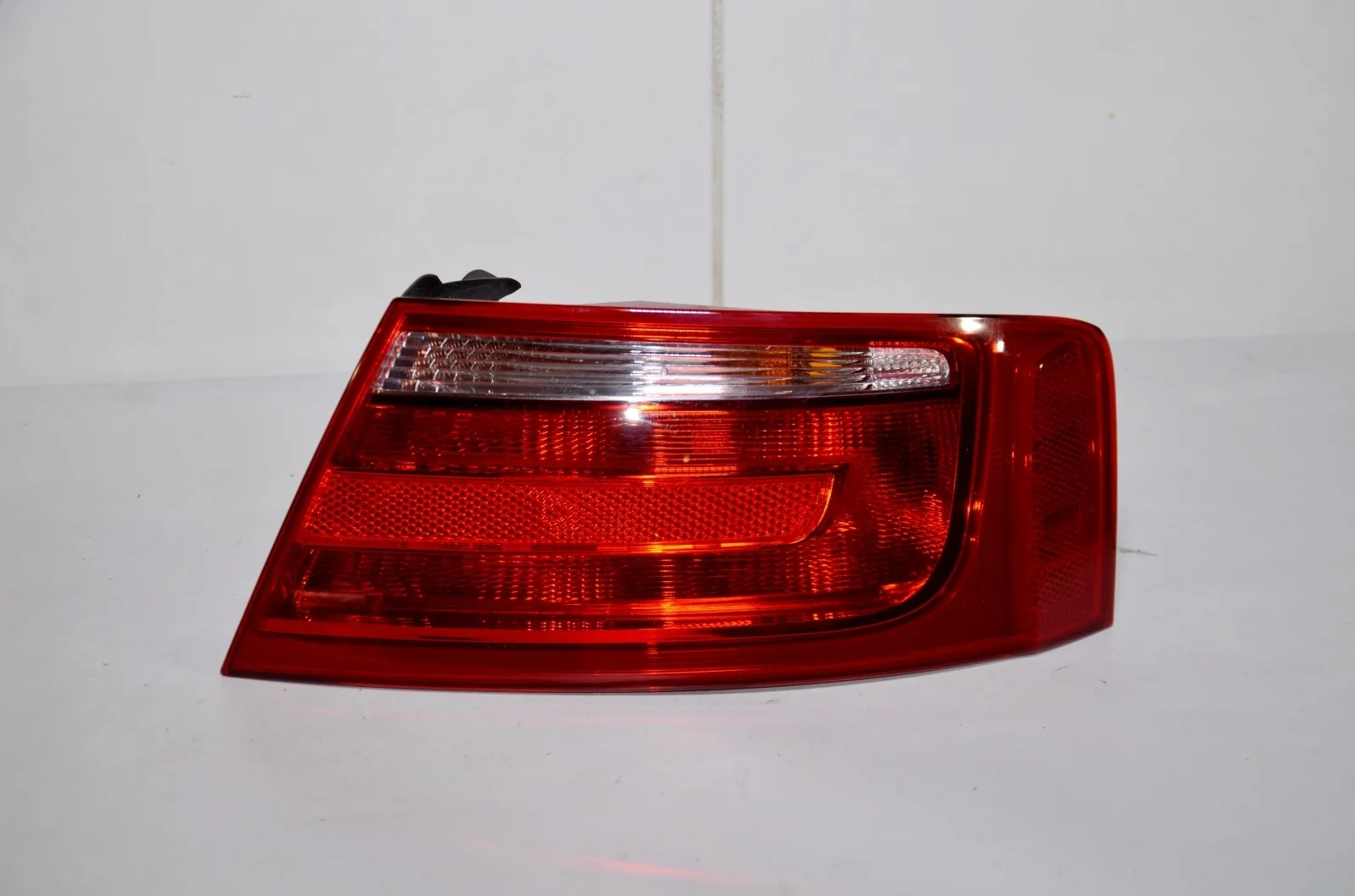 Фонарь AUDI A5 2008+ 8T0945096 8T COUPE/SPORTBACK, правый