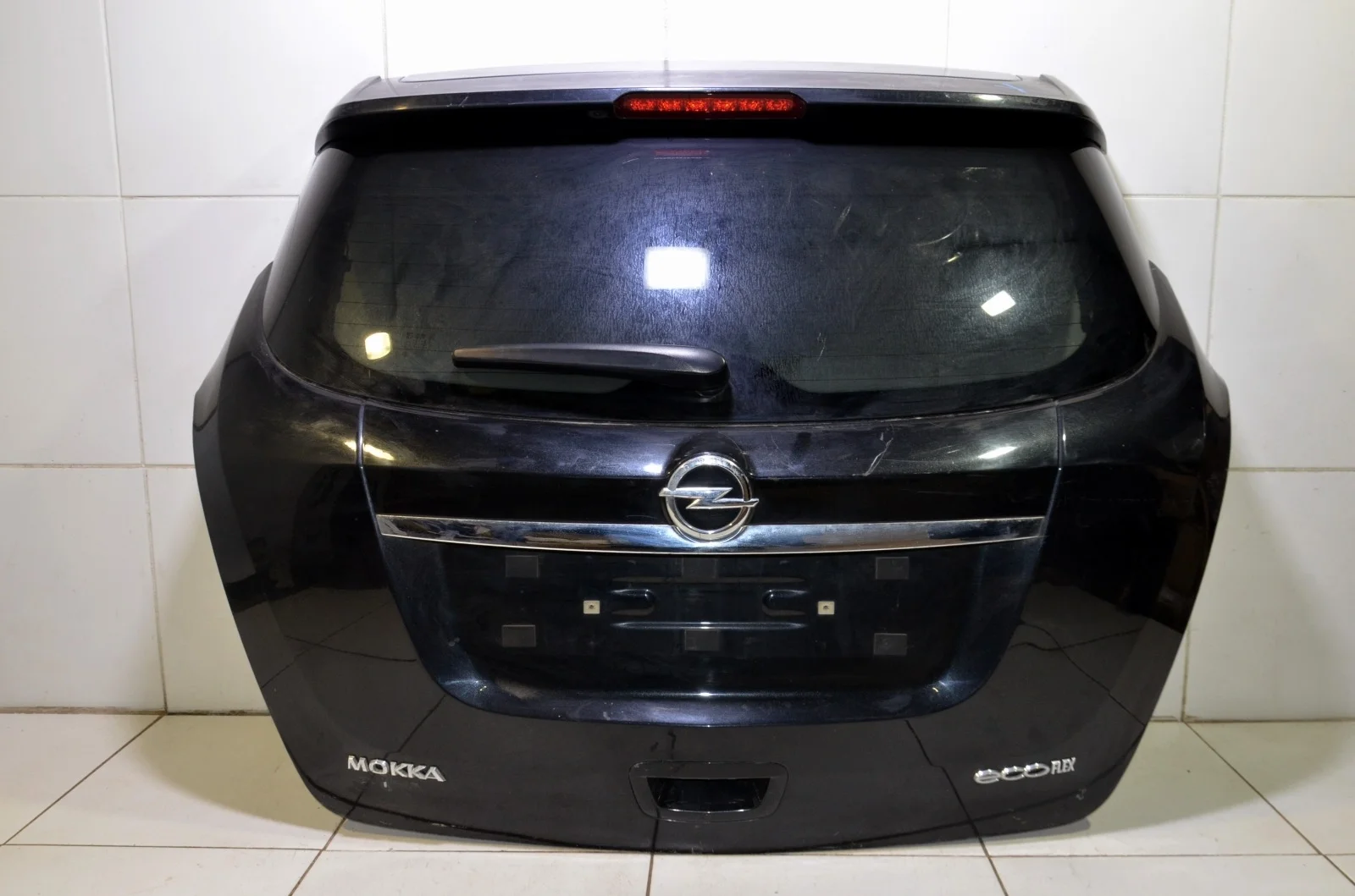 Крышка багажника OPEL MOKKA 2012+ 25981261
