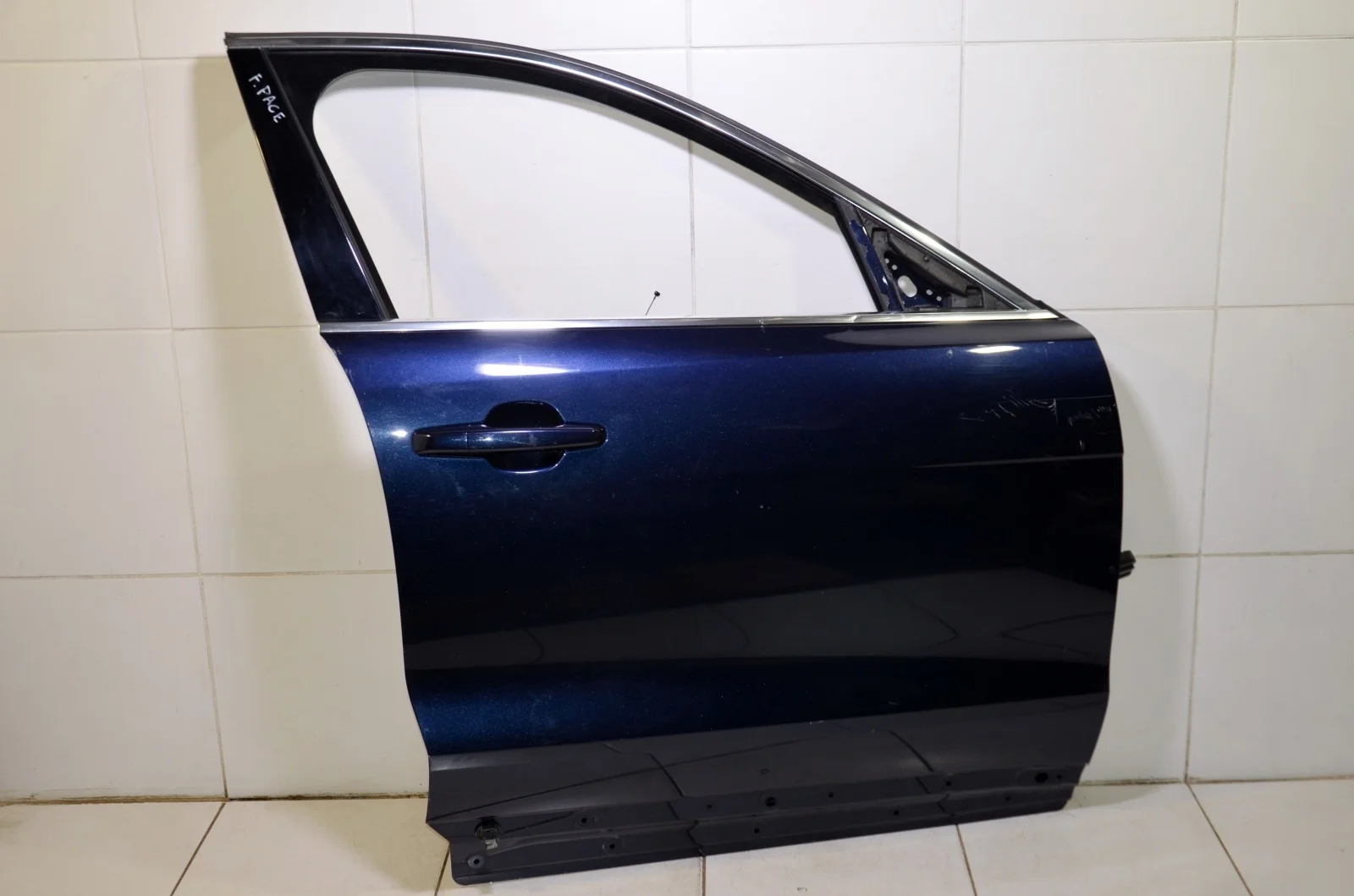 Дверь JAGUAR F-PACE 2015+ T4A1368 X761, передняя правая