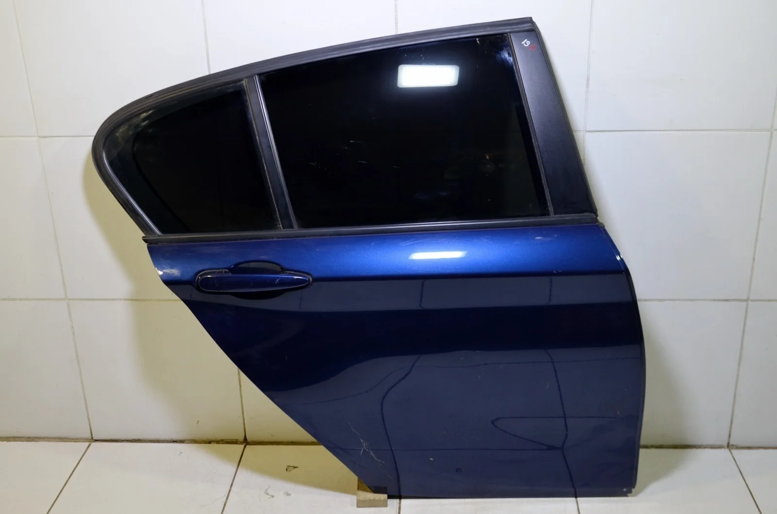 Дверь BMW 1-SERIES 2015+ 41527284516 F20, задняя правая