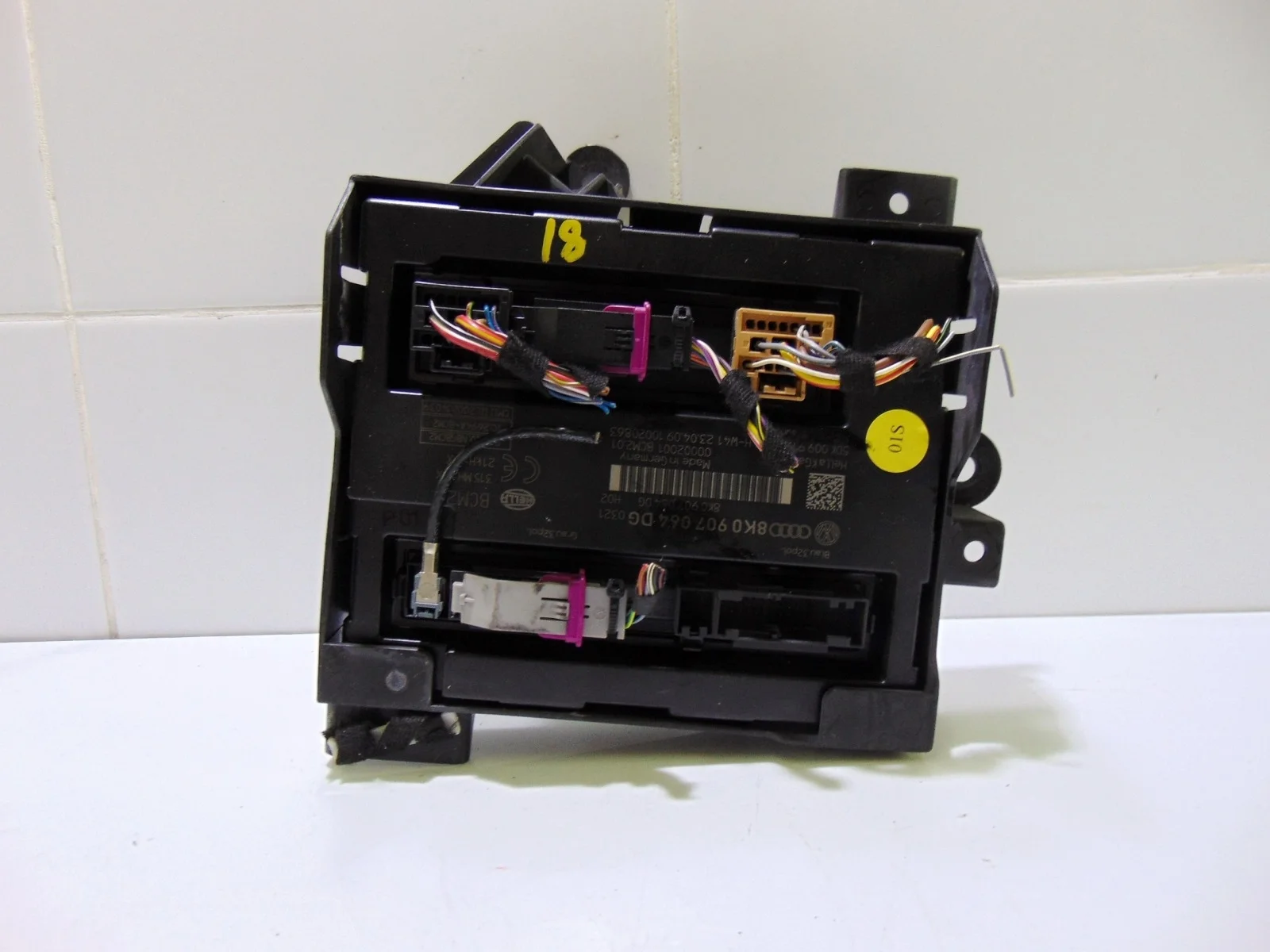 Блок комфорта AUDI A5 2010+ 8K0907064DG 8T