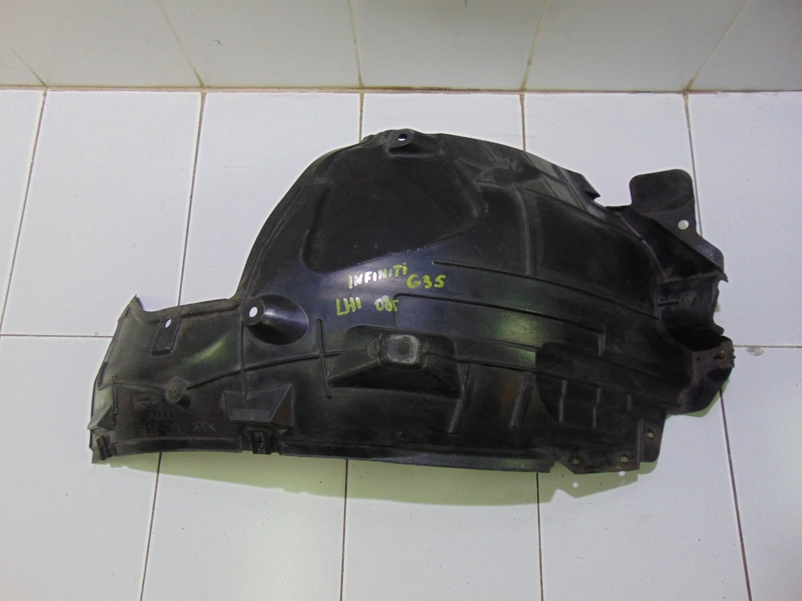Подкрылок INFINITI G35 2006-2013 63843JK000 V36, передний левый