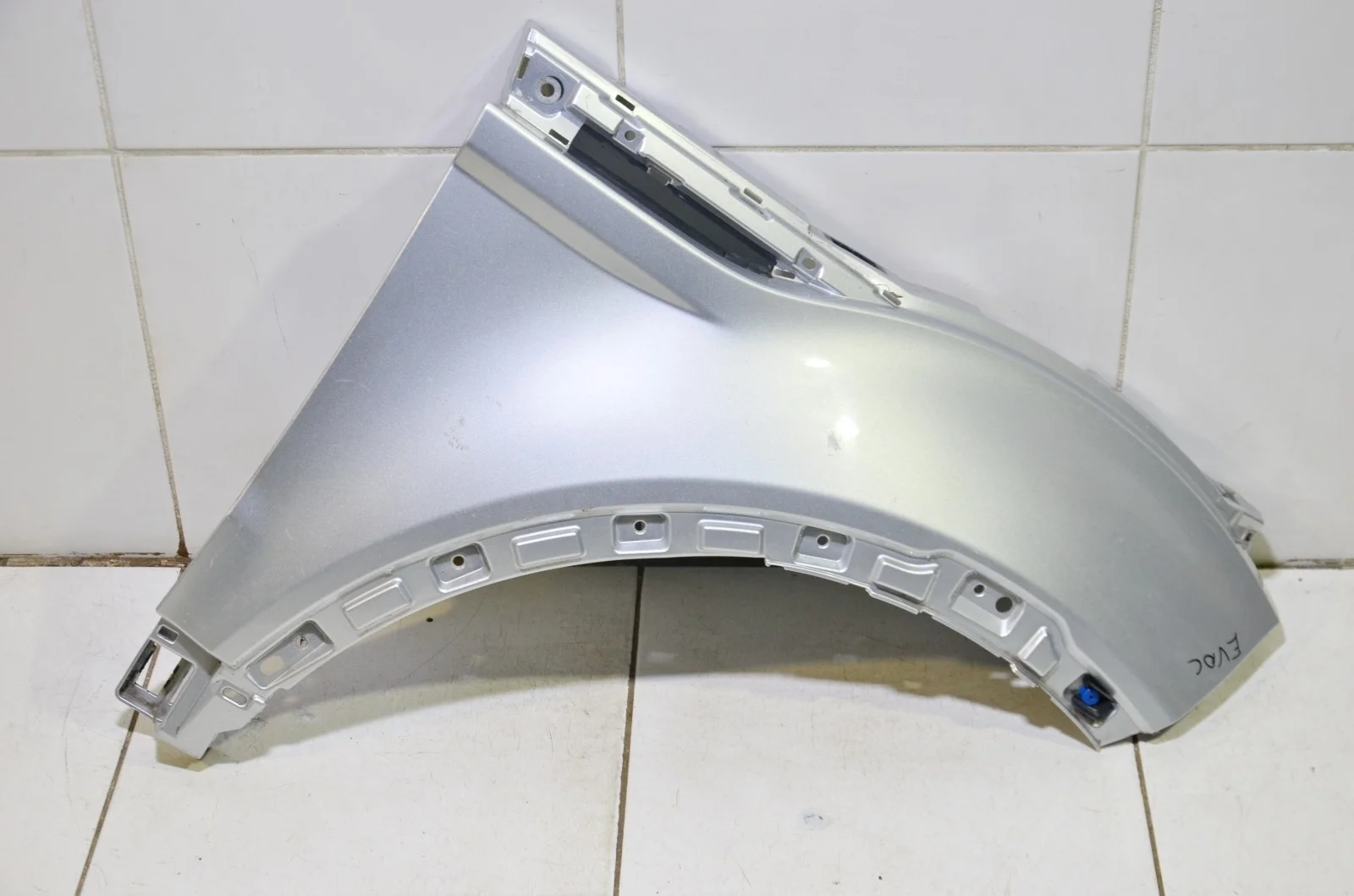 Крыло LAND ROVER RANGE ROVER EVOQUE 2011+ LR027589 L538, правое