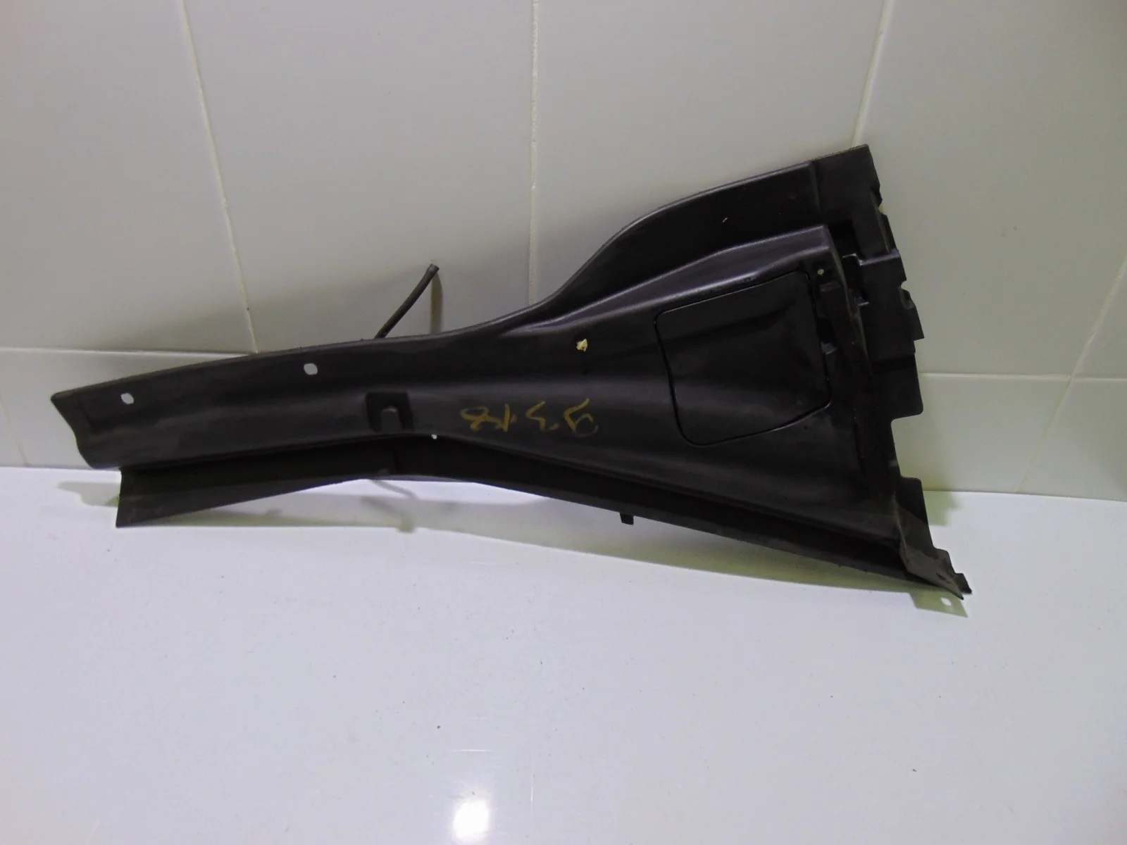 Жабо решетка Nissan Murano 2002-2008 66862CA000 Z50 3.5 VQ35DE, правое