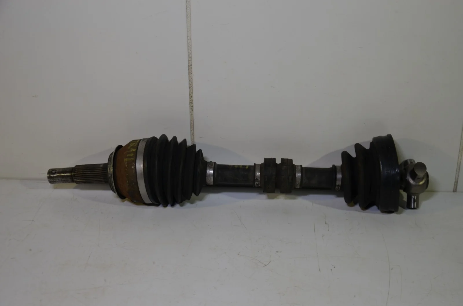 Привод NISSAN X-TRAIL 2007-2014 39101JG04C T31, передний левый