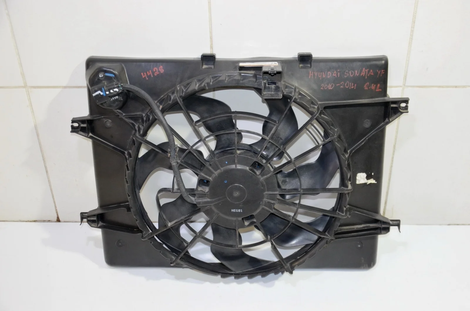 Вентилятор радиатора HYUNDAI SONATA 2010+ 253803Q170 YF 2.4 G4KJ