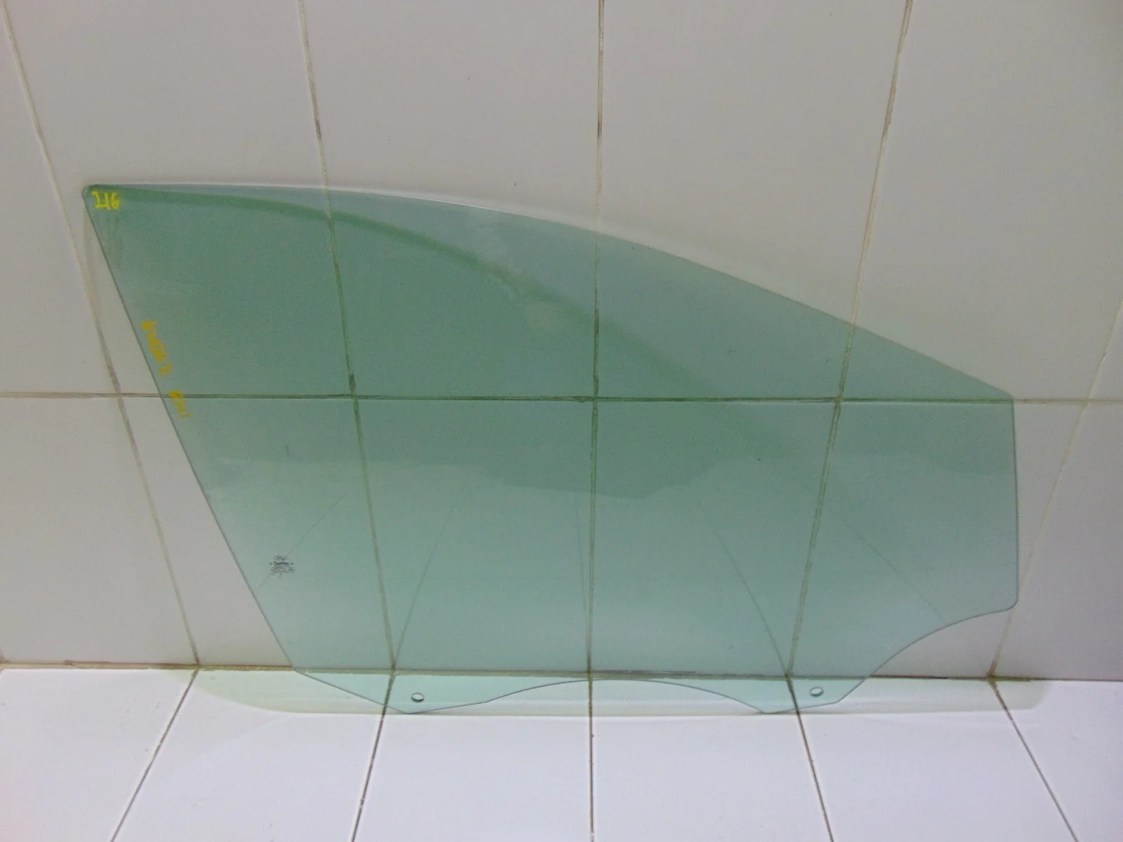 Стекло двери FORD KUGA 2 CBS 2013-2020 CJ5Z7821410A, переднее правое