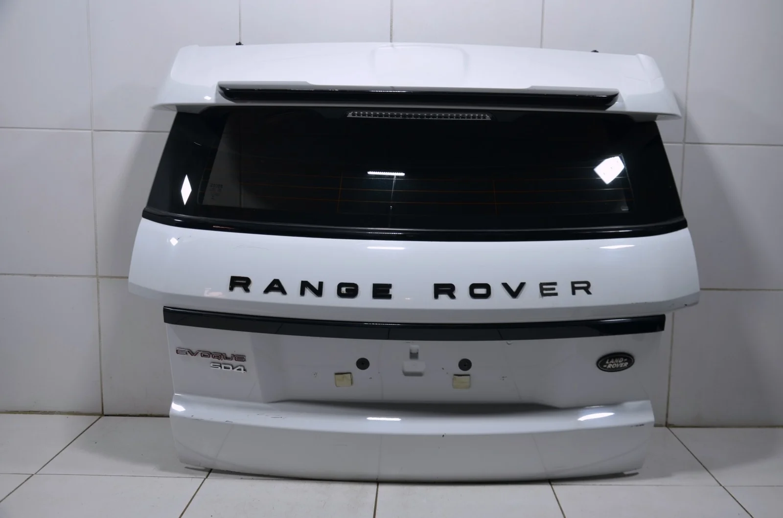 Крышка багажника LAND ROVER RANGE ROVER EVOQUE 2011+ LR077685 L538