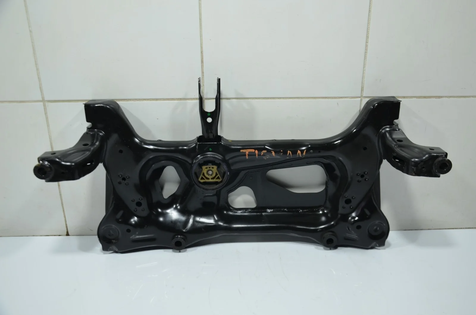 Подрамник передний VOLKSWAGEN TIGUAN 2016+ 3Q0199315D 2 CYVB