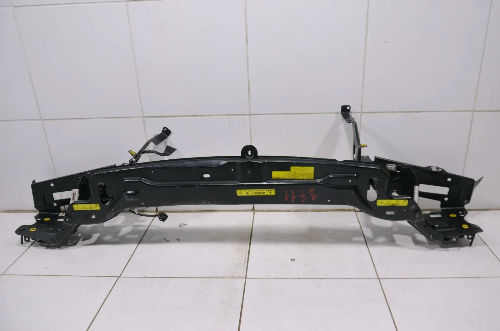 Панель передняя (телевизор) VOLVO XC90 2002-2015 30796864 C