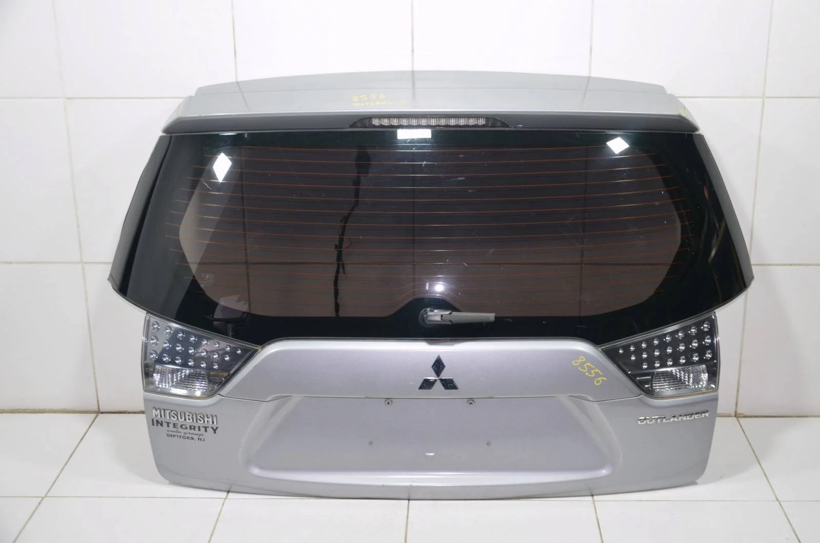 Крышка багажника MITSUBISHI OUTLANDER 2005+ 5801A504 CW