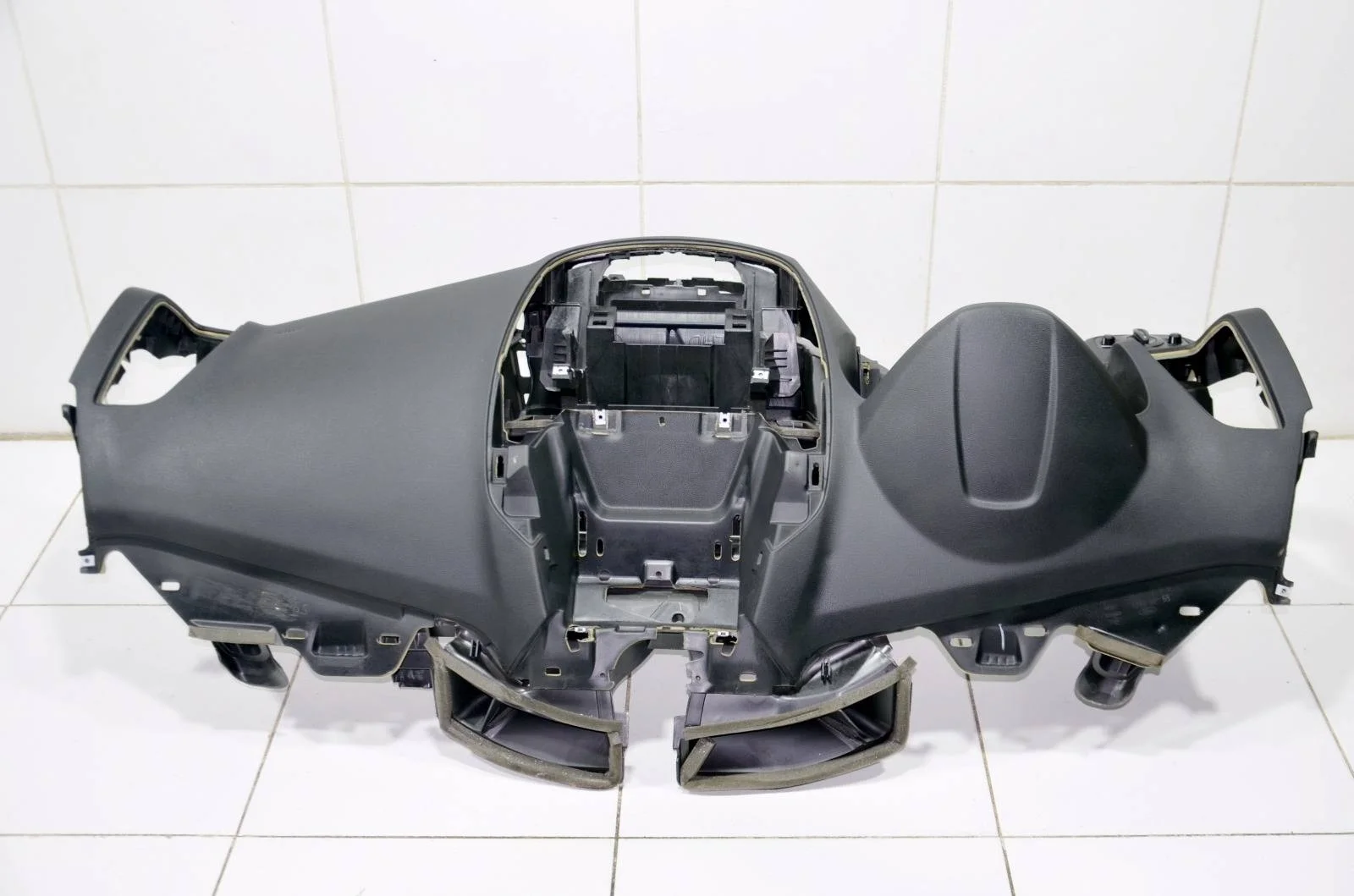 Торпедо FORD KUGA 2012+ 2055459 C520