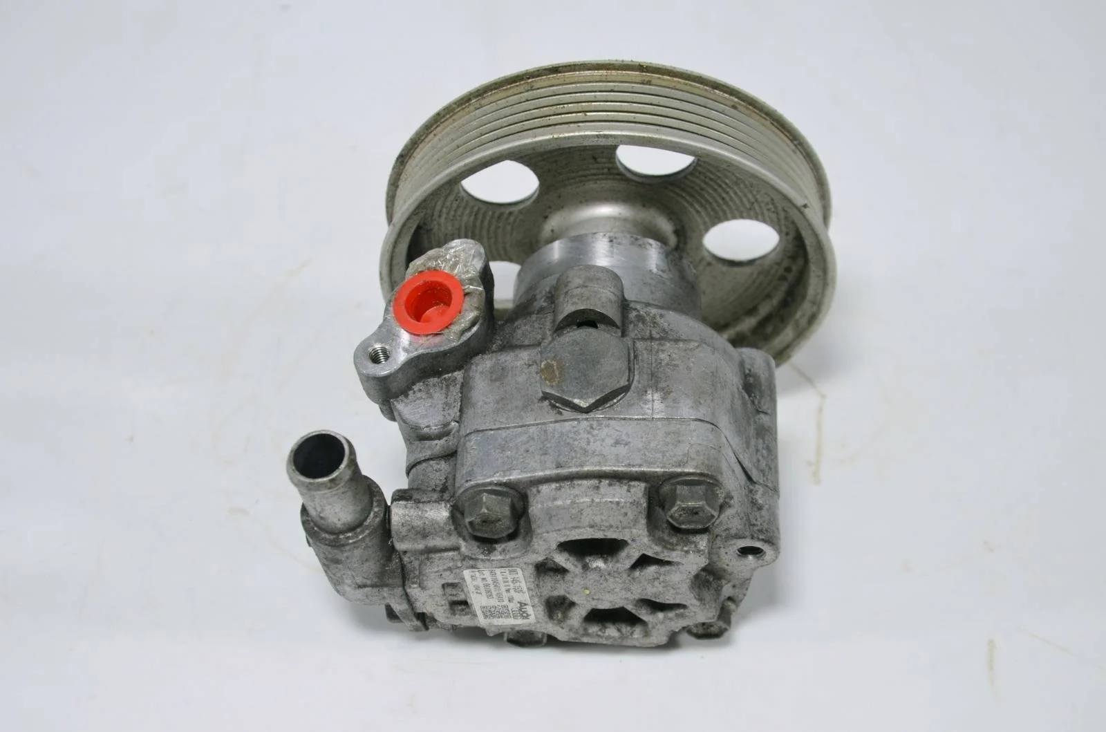 Насос гидроусилителя AUDI A5 2012 8K0145153F