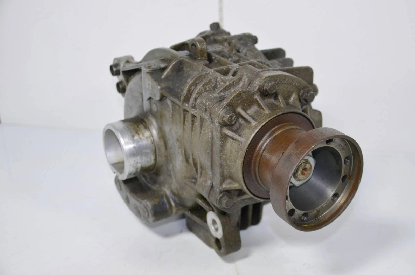 Редуктор передний CADILLAC SRX 2003-2009 25978167 1 3.6 LY7