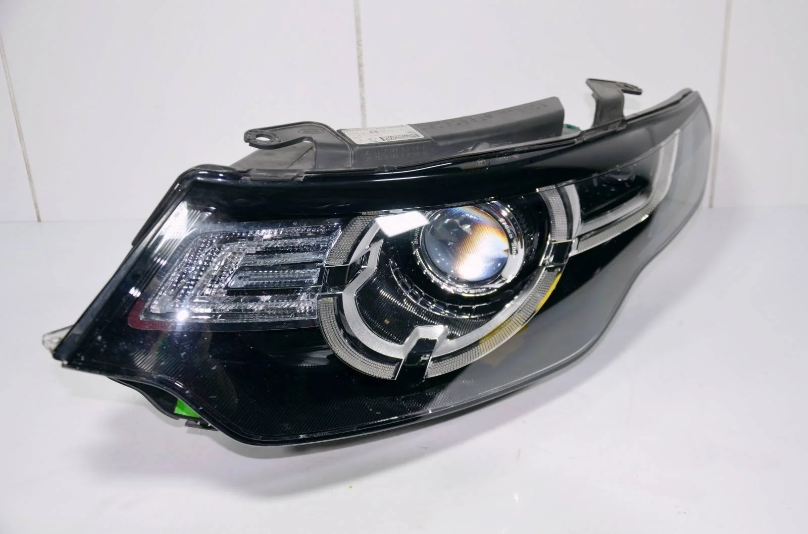 Фара LAND ROVER DISCOVERY SPORT 2015+ LR060888 L550, левая