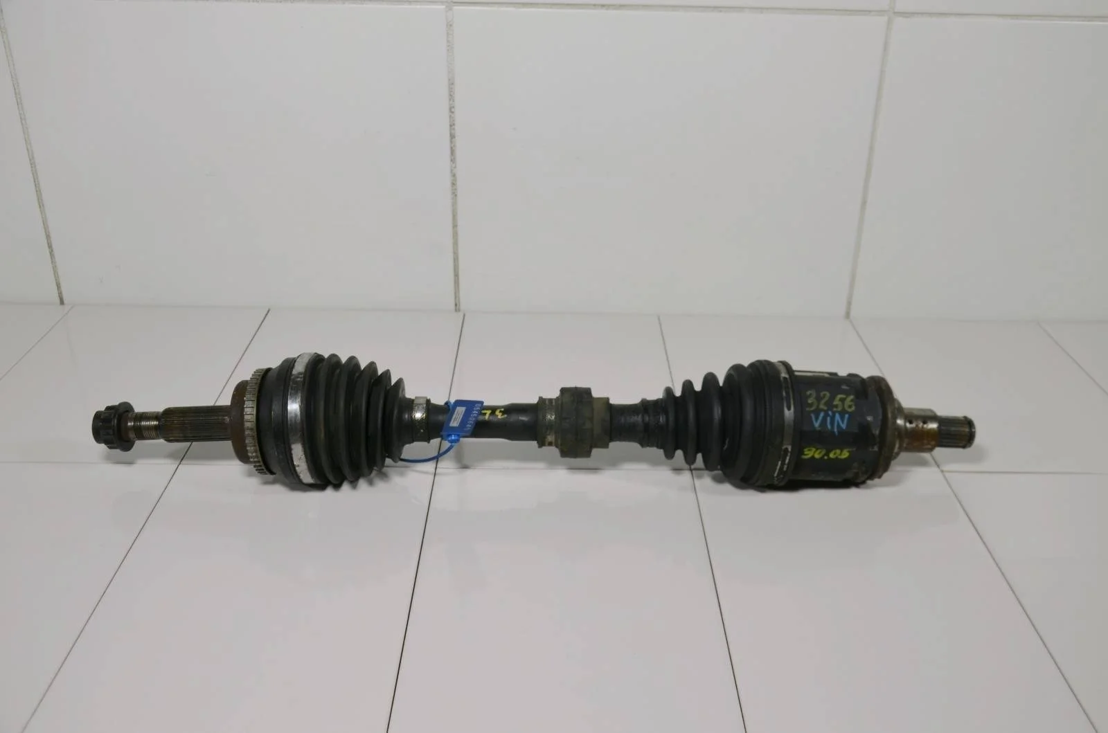 Привод TOYOTA HIGHLANDER 2000-2007 4342048100 ACU20 3MZFE, передний левый