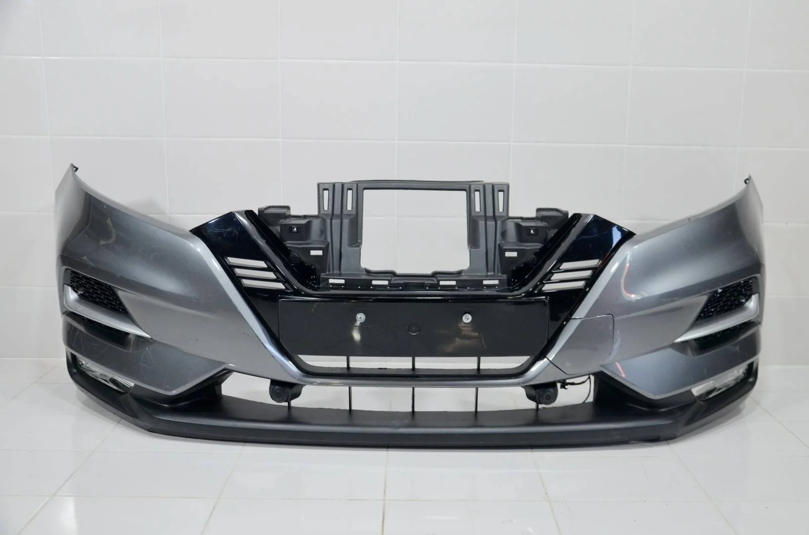 Бампер NISSAN QASHQAI 2017+ 62022HL00H J11, передний