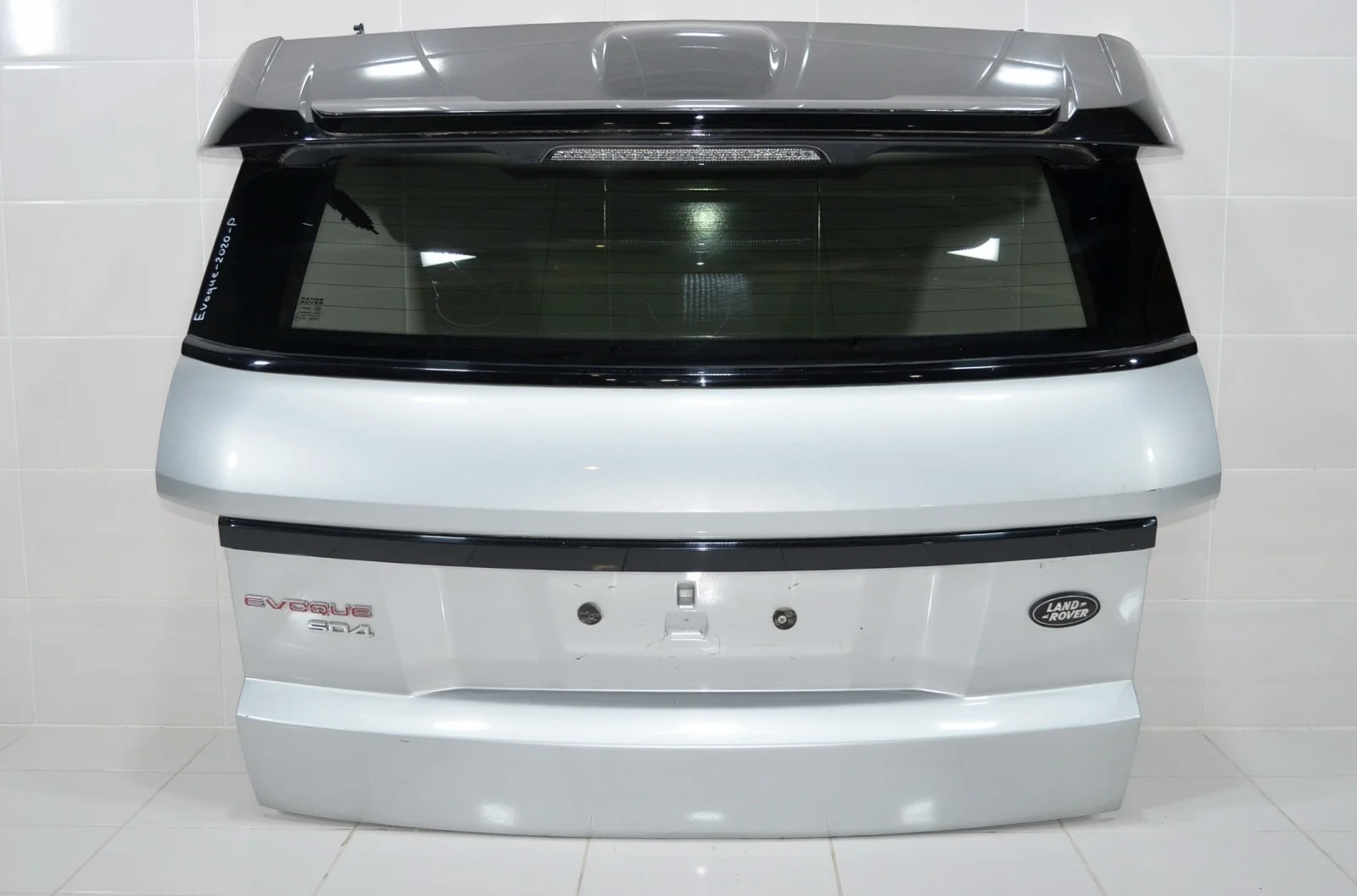Крышка багажника LAND ROVER RANGE ROVER EVOQUE 2011+ LR077685 L538