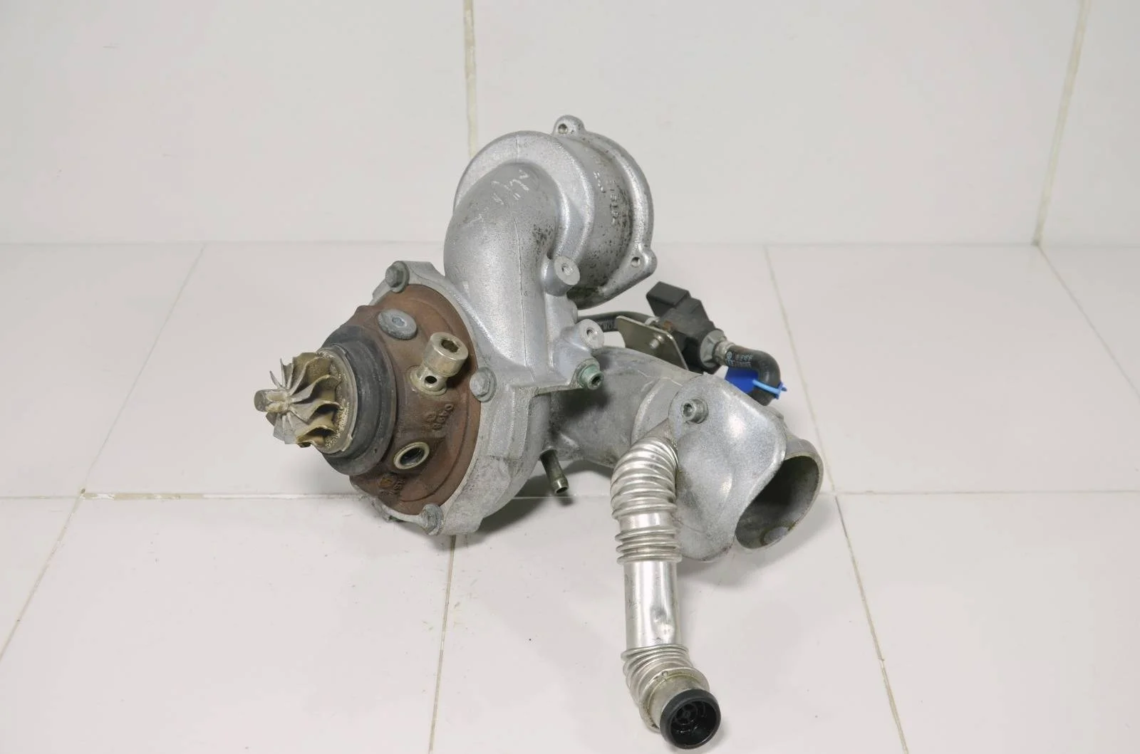 Турбокомпрессор VOLKSWAGEN PASSAT 2006+ 06F145701H B6 2.0 BPY