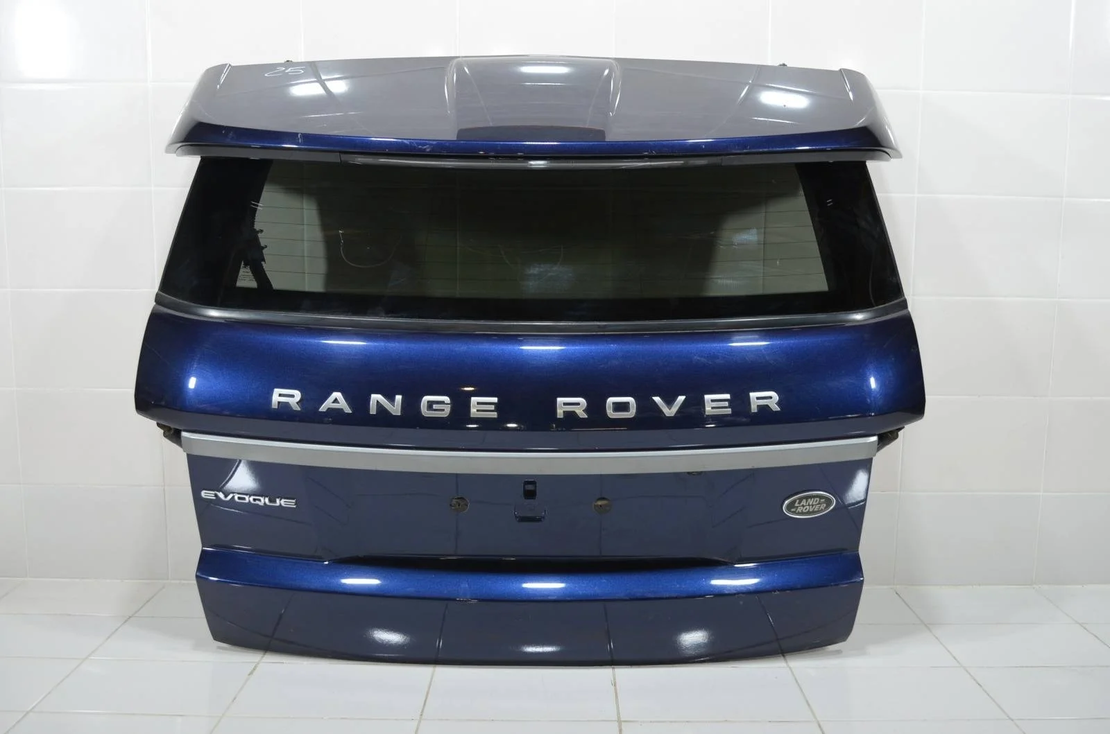 Крышка багажника LAND ROVER RANGE ROVER EVOQUE 2011+ LR077685 L538