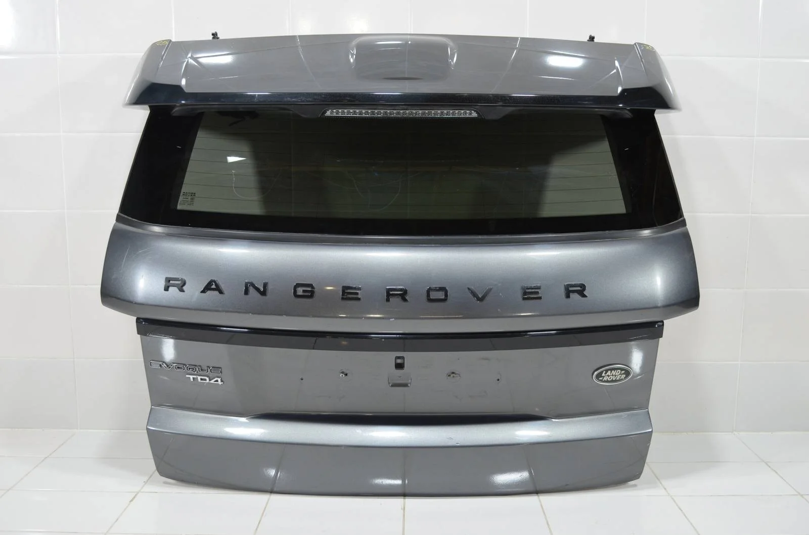 Крышка багажника LAND ROVER RANGE ROVER EVOQUE 2011+ LR077685 L538