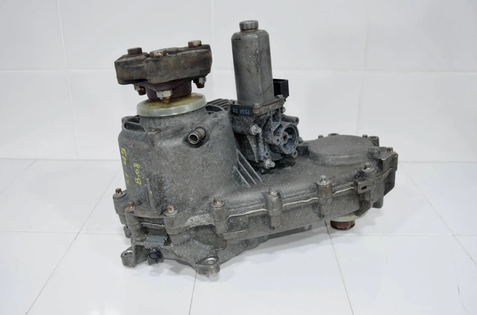 Раздаточная коробка BMW X5 2006+ 27107574777 E70