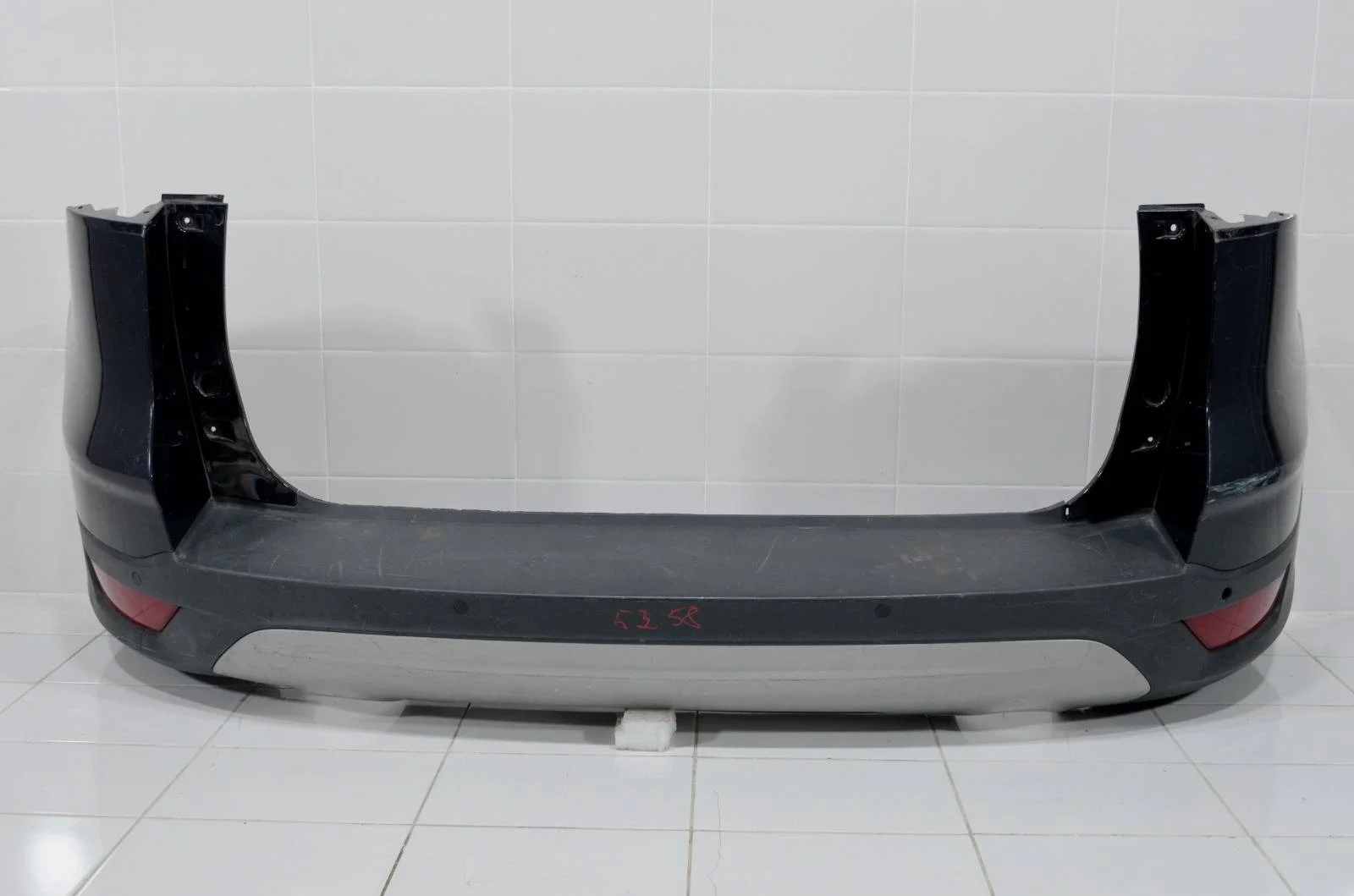 Бампер FORD KUGA 2012+ 1837225 CBS, задний