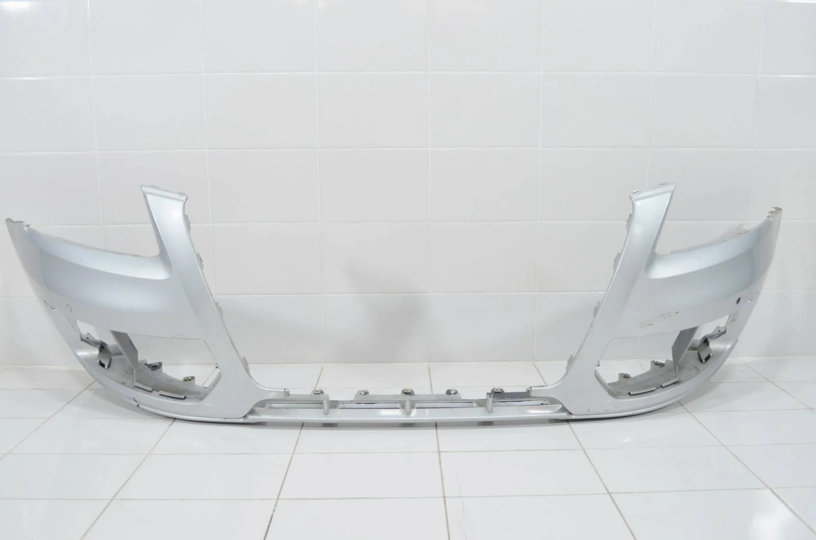 Бампер AUDI Q5 2008+ 8R0807107B 8R, передний