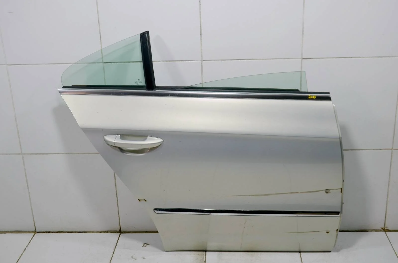 Дверь VOLKSWAGEN PASSAT 2008+ 3C8833056E CC, задняя правая